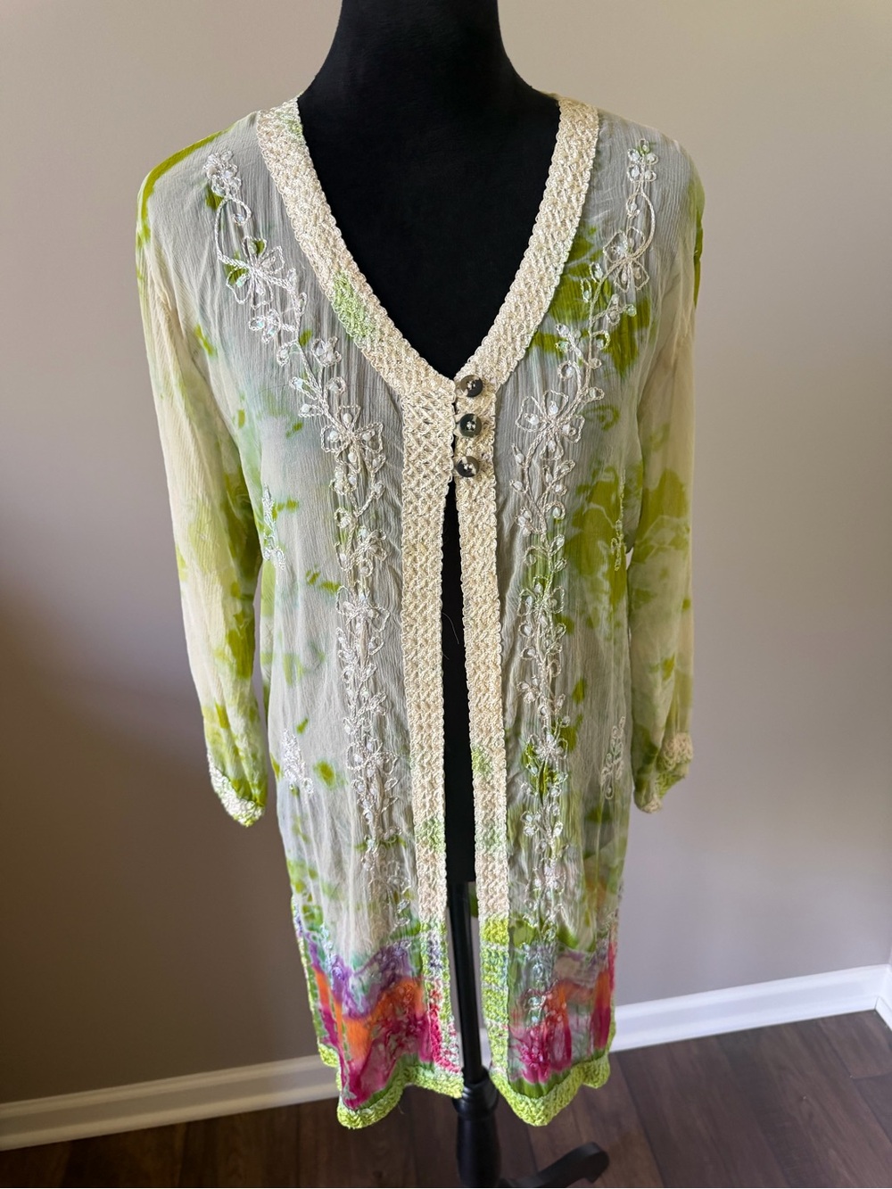 Tapa Threads  Hawaii NEW One Size Embroidered Lightweight Floral Long Cardigan